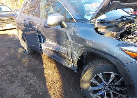 2023 Toyota Corolla Cross Xle from USA, damaged, VIN 7MUEAABG1PV067061